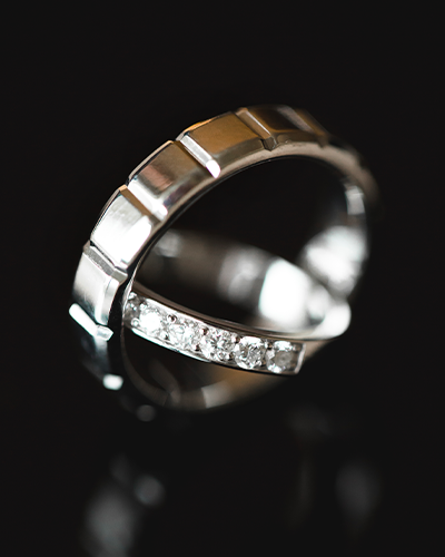 Close up product image of men's ring by giovi customs in guelph ontario